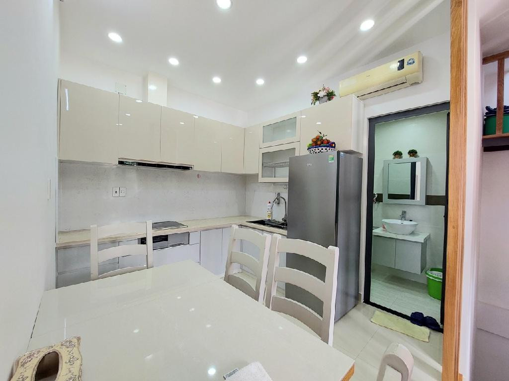 [Đảm bảo lợi nhuận] NHÀ 4 TẦNG BTCT, 5 PHÒNG NGỦ, RỘNG 4M, HẺM 1/ - MUA CHỈ VỚI 5 TỶ XX