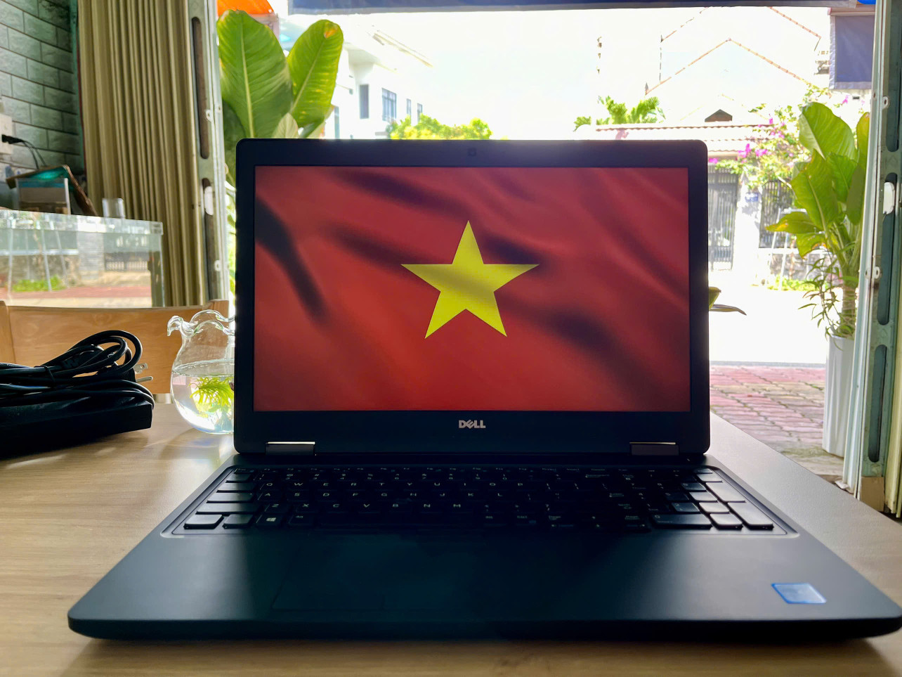 Laptop DELL PRECISION 3530 - Laptop Đồ Họa/Gaming Cao Cấp i7-8850h/ram 16g/ 512g ssd/vga 4g/ 15.6 in fhd