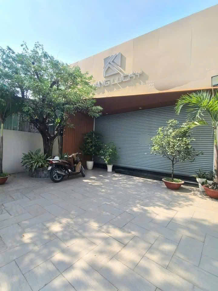Cho Thuê Mặt Bằng Kinh Doanh Hiệp Thành – Thủ Dầu Một, Bình Dương.Diện tích: 10 x 26m = 260m². 22 triệu / tháng.Cọc: 2 tháng
