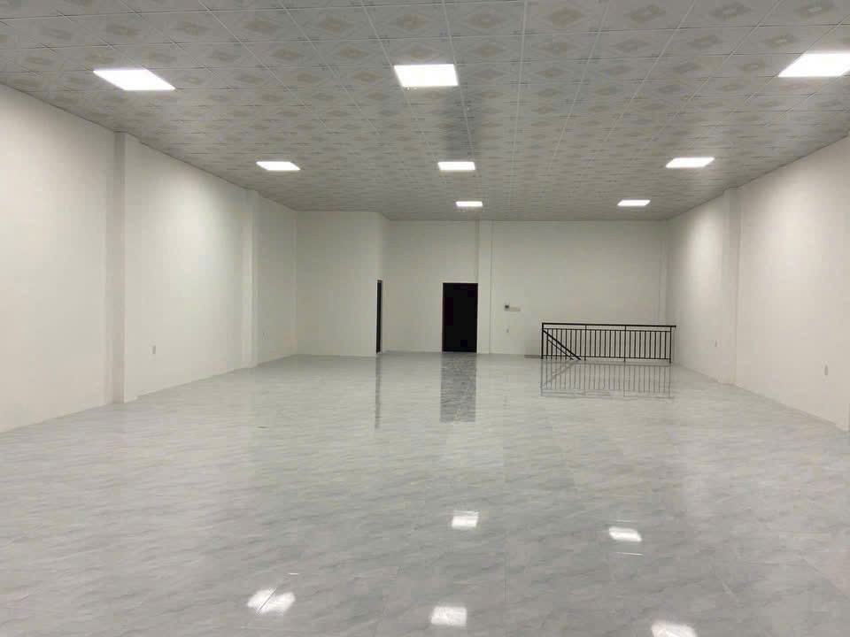 Cho Thuê Mặt Bằng DT746 – 10m x 33m, 1 Trệt 1 Lầu, Giá Chỉ 70tr/tháng Liên hệ: Chothuexuongmiennam.com - 0366632092