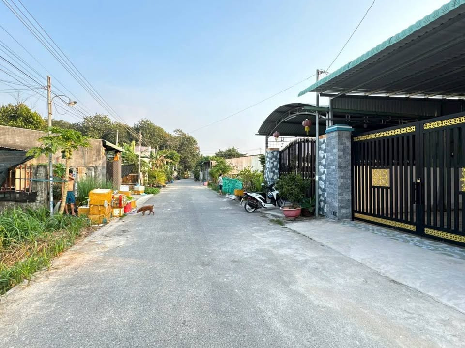 BÁN BUÔNG ĐUÔI, THU HỒI VỐN ,5 SHR(27X50=1.329m2 )395 TRIỆU/S, MT ql14 CHỢ MINH LẬP VÀO 900M