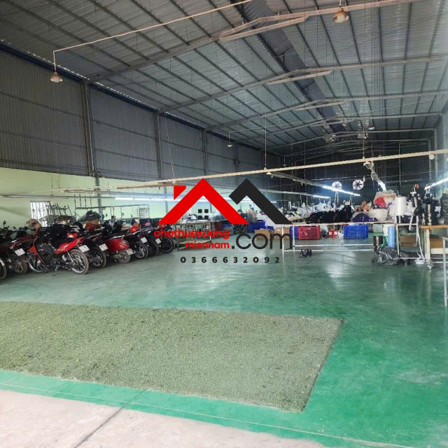 Bán xưởng 1.700m² Phú Lợi, Thủ Dầu Một, Bình Dương – Xe container vào được, giá 20tr/m², thương lượng. Liên hệ: Chothuexuongmiennam.com - 0366632092
