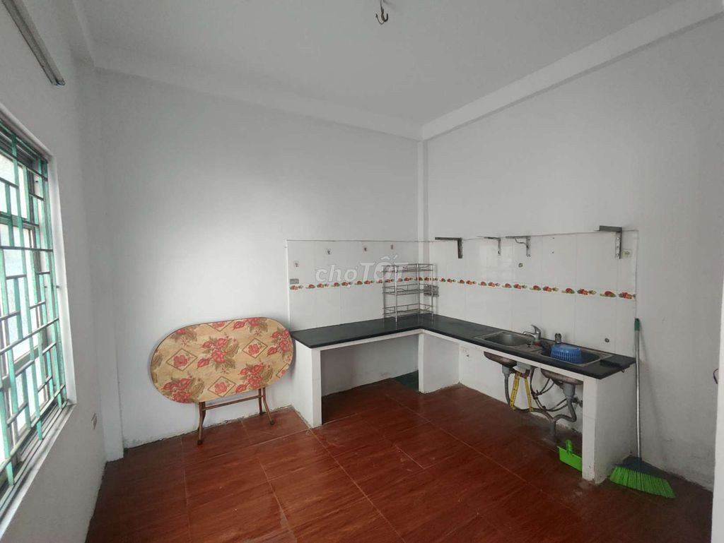 Chính chủ cho thuê nhà 32 m² Huyện Thanh Trì, Hà Nội