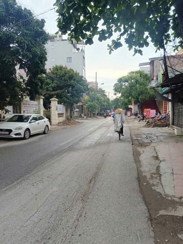 CHÍNH CHỦ  BÁN ĐẤT MẶT ĐƯỜNG KINH DOANH NGÀY ĐÊM, GIÁ CẦN BÁN GẤP, MẶT TIỀN RỘNG. GỌI NGAY 0868118844