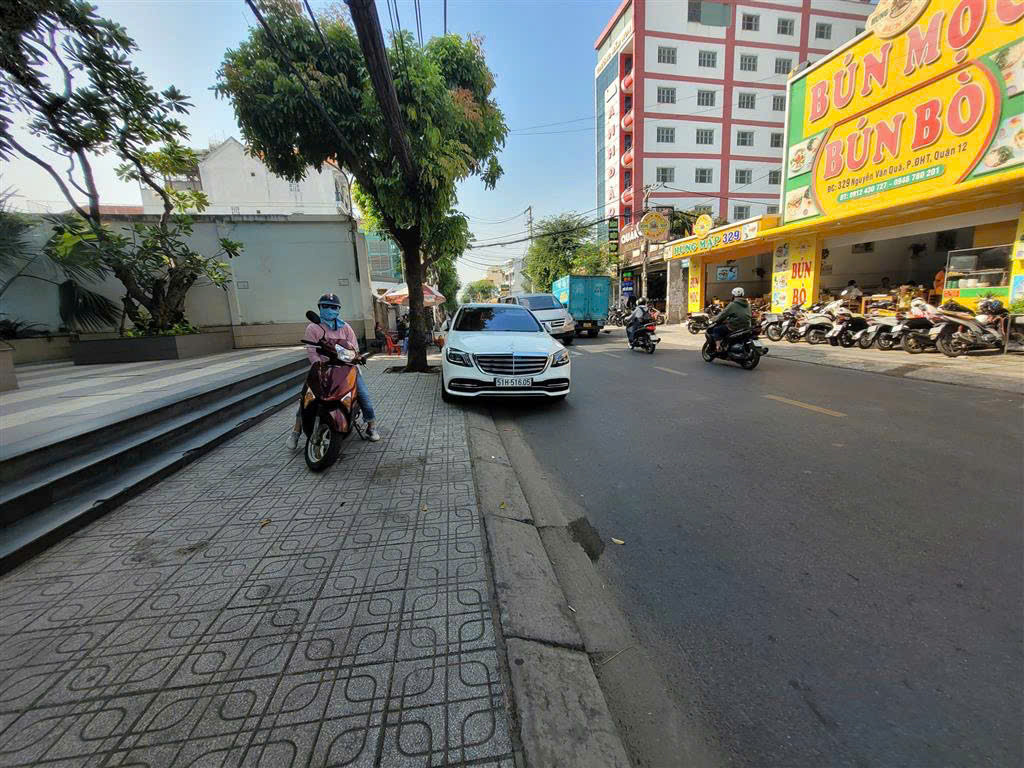 HẠ GIÁ NHÀ (5.5 x 36),  MẶT TIỀN VIP NHẤT NGUYỄN VĂN QUÁ, QUẬN 12