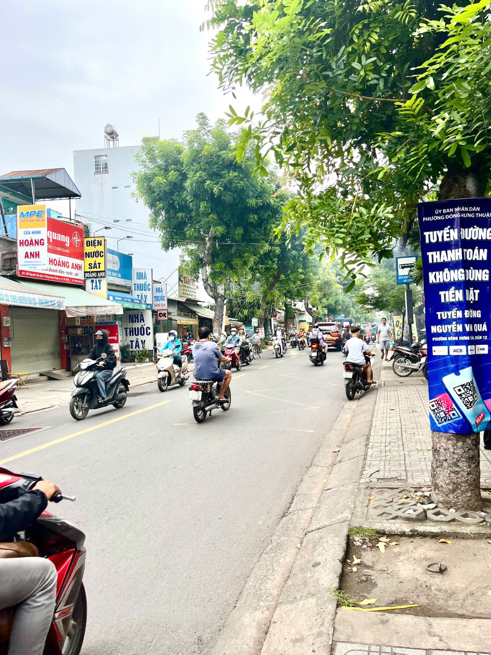 MTKD NHỘN NHỊP NGUYỄN VĂN QUÁ QUẬN 12- 96M2- 5PN- CHO THUÊ 19TR- NHỈNH 9 TỶ TL