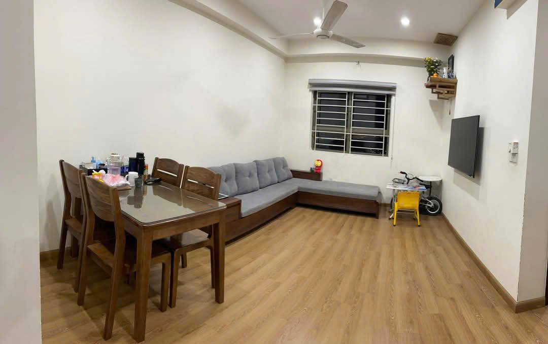 Bán căn hộ Sông Nhuệ diện tích 61m -2pn,1vs , sổ đỏ chính chủ , gần chợ bệnh viện