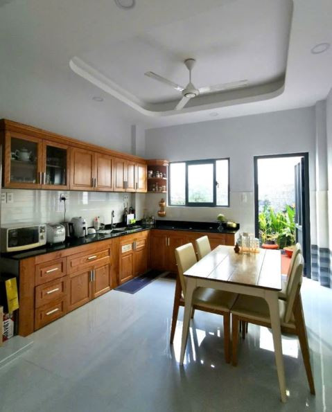 THỦ ĐỨC - TRUNG TÂM PHƯỜNG LINH CHIỂU - HẺM 7 CHỖ VÀO NHÀ -  4.01m x 15.4m - 4 TẦNG - NHỈNH 8 TỶ