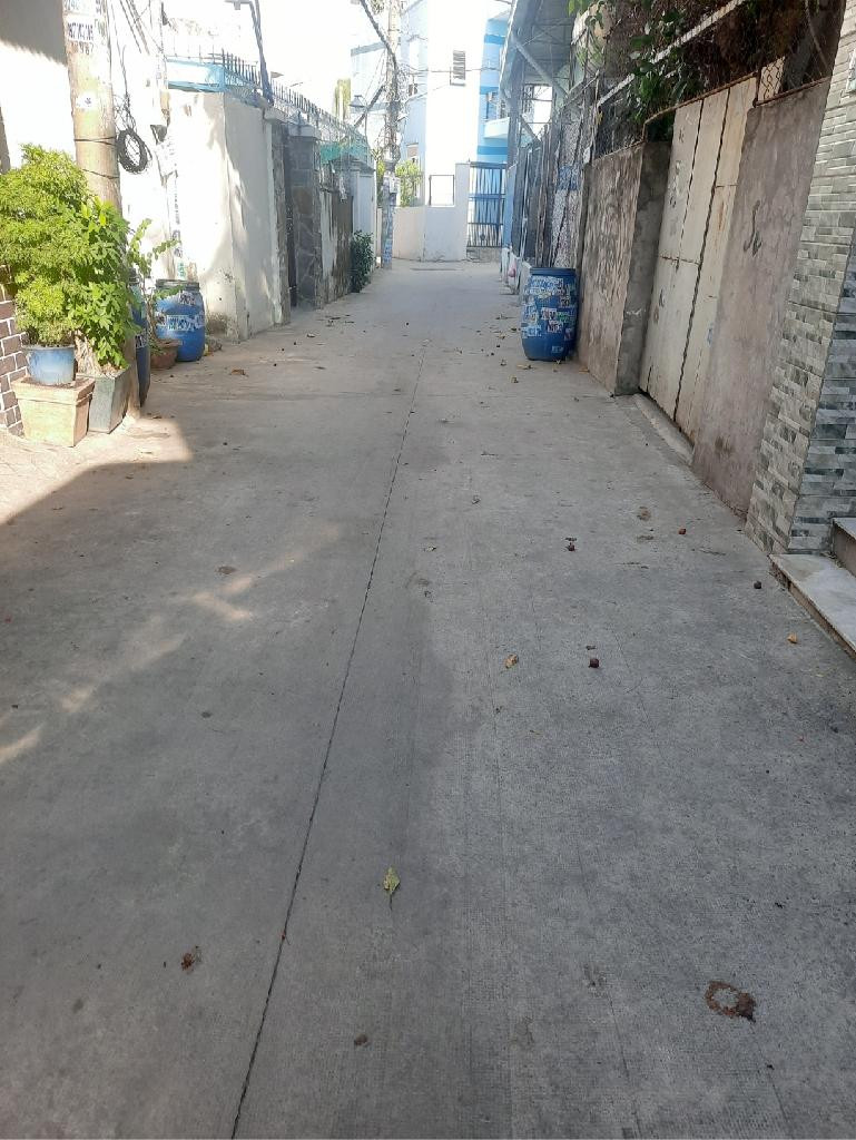 LINH TRUNG THỦ ĐỨC. DÃY TRỌ CHO THUÊ DÒNG TIỀN KHOẢNG 25TR/TH. SINH VIÊN THUÊ KÍN. GIÁ 8.9 TỶ. TL.