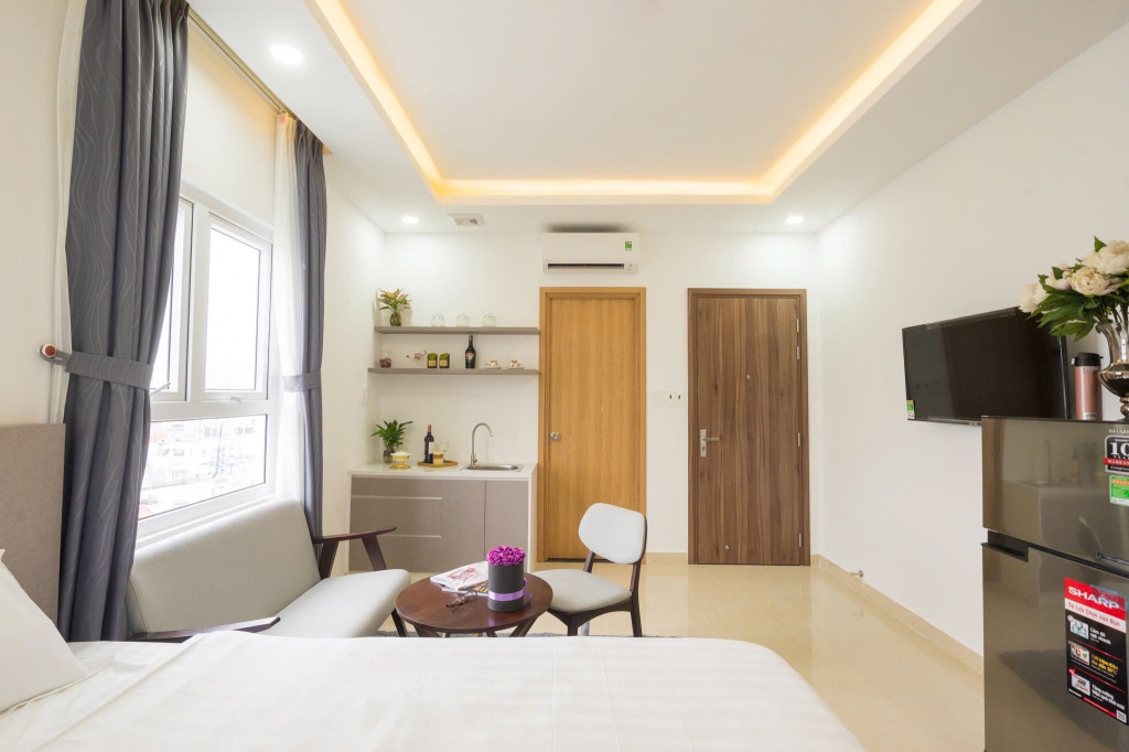 Studio cửa sổ siêu đẹp full nội thất