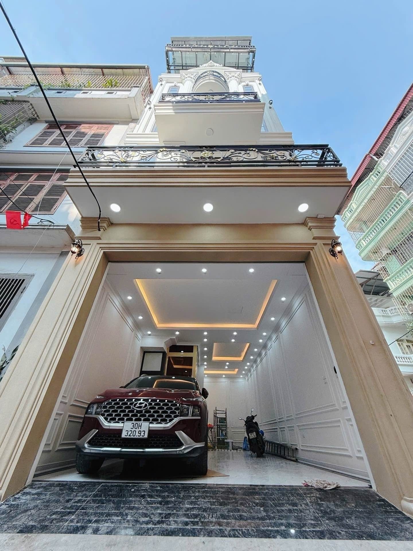 Bán nhà phân lô phố Tô Vĩnh Diện, Thanh Xuân, 60m², xây 6 tầng, thang máy, gara ô tô 25.8 tỷ