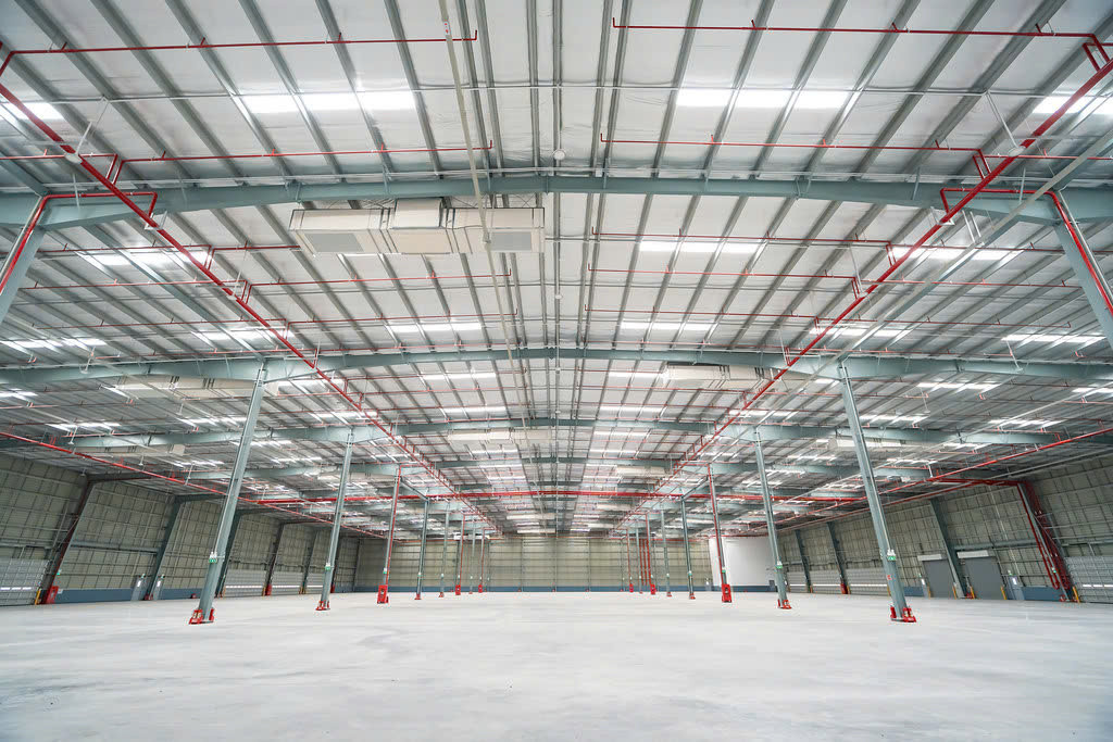 Cho thuê kho xưởng trong KCN Bến Cát, Bình Dương 16.000m2. LH 0798530267