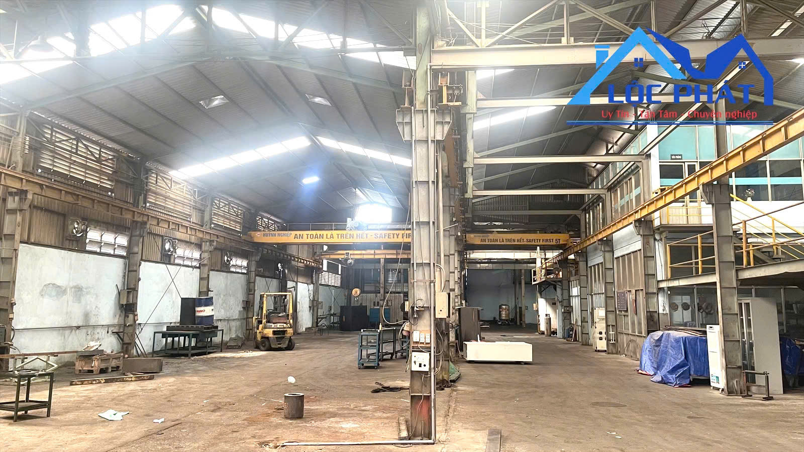 Cho thuê xưởng 2000m2 có 3 cẩu trục 5 tấn Phường Phước Tân, Đồng Nai
