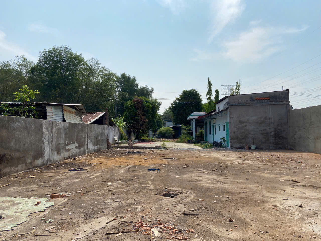 681m2 đất mặt tiền đường nhựa xã Tân Thạnh Tây, Củ Chi có 300m2 thổ giá 7,8 tỷ