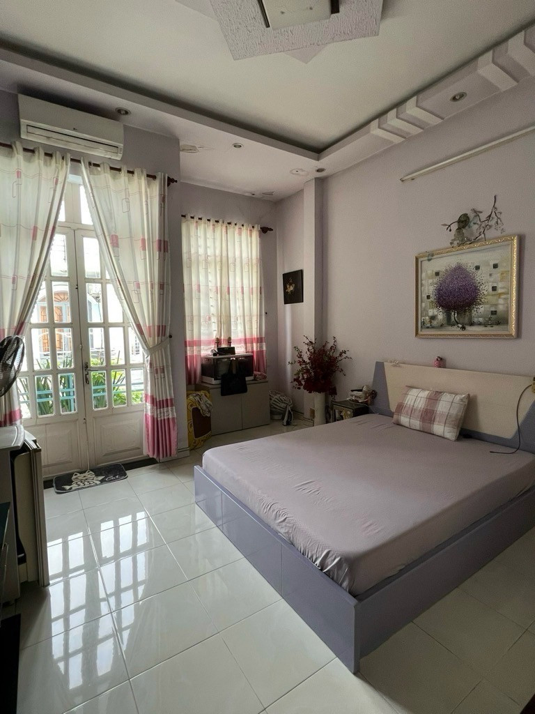 BÁN NHÀ MỚI VỊ TRÍ ĐẸP, XE HƠI CHẠY , 2 TẦNG GẦN ĐƯỜNG LIÊN KHU 4-5, BÌNH HƯNG HÒA B, BÌNH TÂN