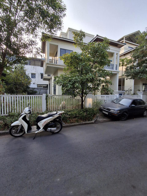 Rẻ Villa Sentoria vuông Vườn Lài Q12, 300m2, 15x20m, chỉ 2x tỷ