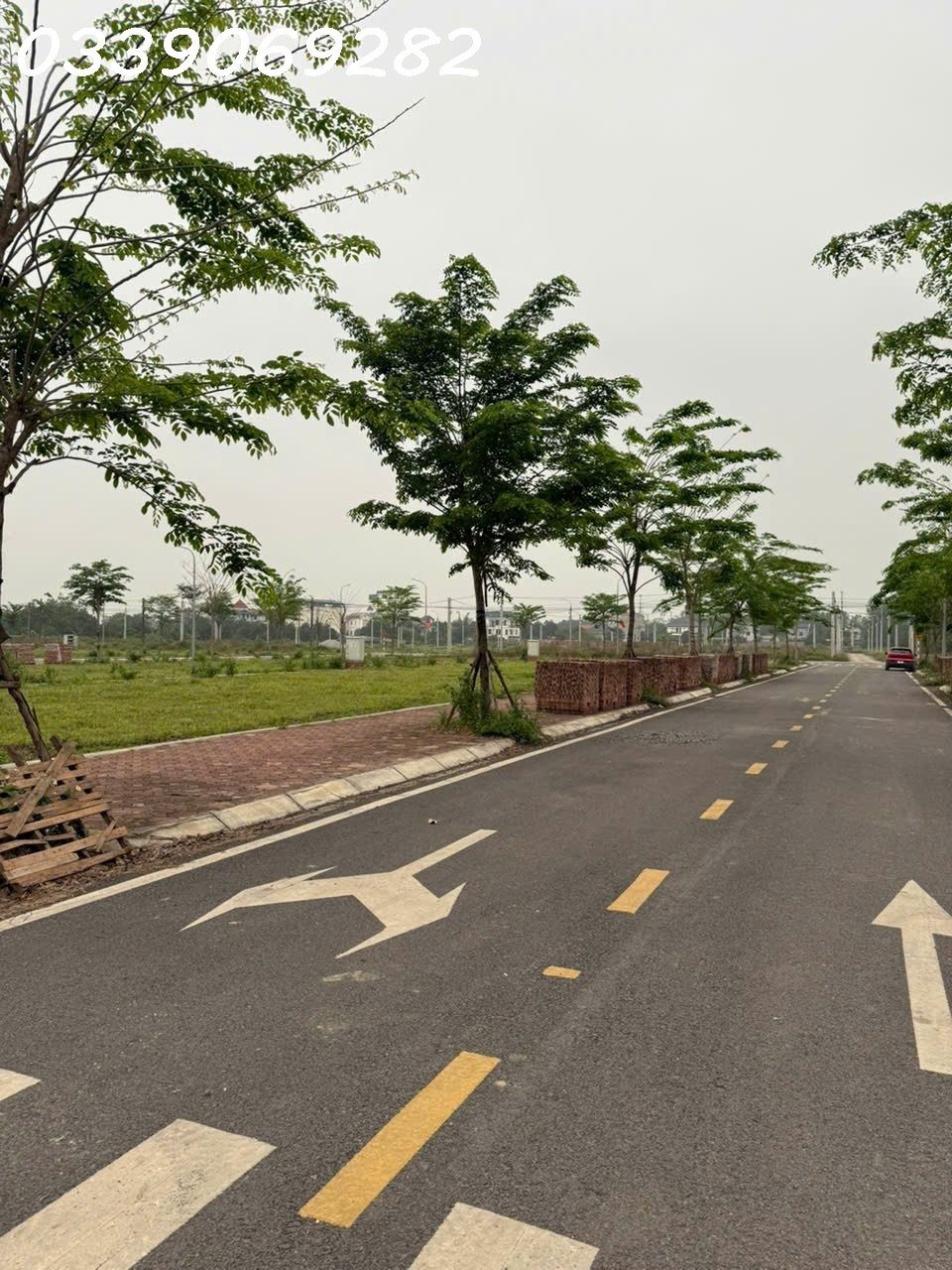 Tiết lộ lô đất 100m2 gần Đại học Quốc Gia, khu vực trung tâm Hòa Lạc. Phù hợp xây trọ, đầu tư sinh lời, kết nối Metro 5 – Quốc Lộ 21. Liên hệ xem đất ngay.