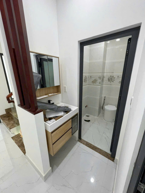 Bán nhà 66m² 4 tầng, 5PN, 3WC,hem 1017 hồng Bàng phường 12 Quận 6 - 5.8 tỷ