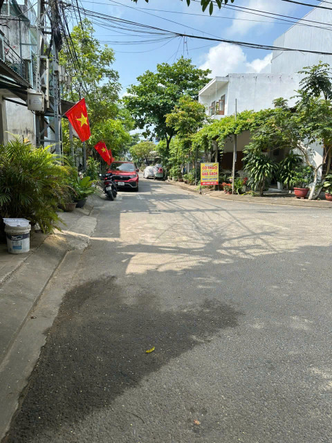 Chính chủ cần bán nhanh lô đất tại  đường  NGUYỄN HUY TỰ   phường Hòa Minh - Quận Liên Chiểu - TP  Đà Nẵng .
