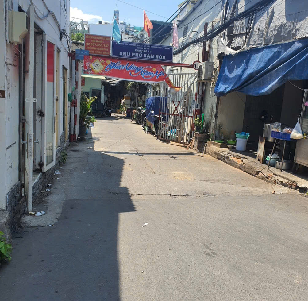 BÁN NHÀ CẤP 4 ĐƯỜNG SỐ, P. TÂN QUY, QUẬN 7 – SÁT NGUYỄN THỊ THẬP – XE HƠI ĐỖ CỬA – GIÁ CHỈ 8.6 TỶ. LH 0938827657 MS TUYỀN