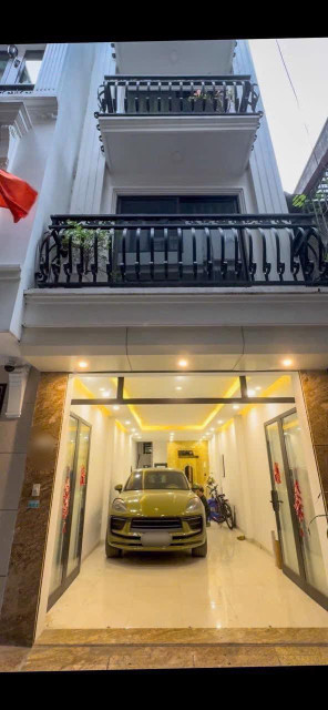 Bán nhà Phân Lô Ô tô tránh Đường Cầu Giấy(Cạnh ĐH Giao Thông) 50m/7Tầng 17.9 Tỷ