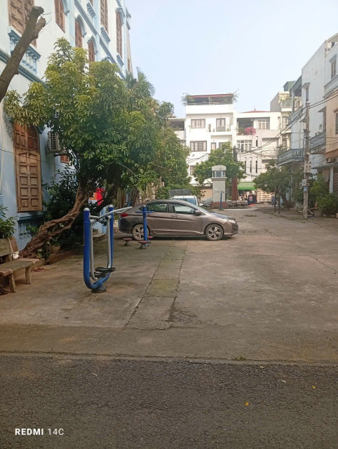 Bán Nhà Ngô Gia Tự -Long Biên – 79m² – MT 3.5m – 4.5T – Thang máy – Ô tô ngủ trong nhà – 15.5 tỷ