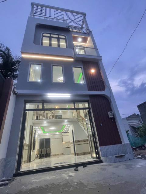 NHÀ 4 TẦNG ĐƯỜNG VÕ VĂN HÁT, PHƯỜNG LONG TRƯỜNG, THỦ ĐỨC - 66.6M2, NGANG 5.5M - 4 TẦNG-  CHỈ 5TY49
