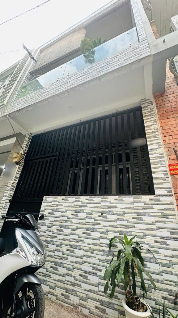 🌷HẺM 4M - TRUNG TÂM TÂN BÌNH - NGAY LẠC LONG QUÂN - NHÀ MỚI ĐẸP VÀO Ở NGAY - 2 TẦNG KIÊN CỐ - 47M2 - SỔ ĐẸP VUÔNG VỨC - HOÀN CÔNG ĐẦY ĐỦ - GIÁ CHỈ NHỈNH 7 TỶ XÍU XIU ♥️