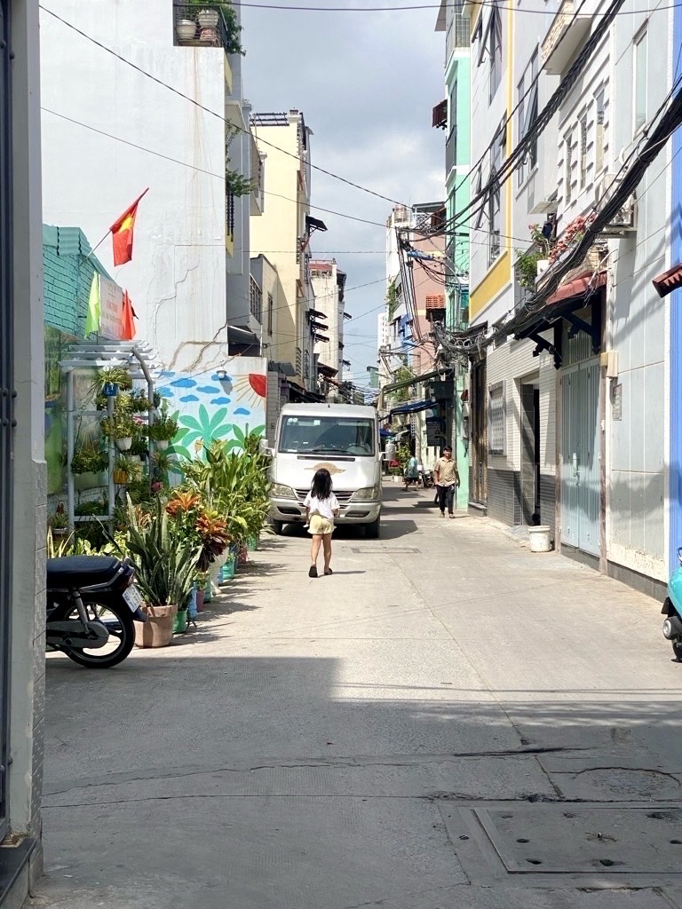 🏦 NHÀ MẶT TIỀN XE HƠI ĐẬU CỬA - HẺM THÔNG TÔN THẤT THUYẾT, ĐOÀN VĂN BƠ.🥰