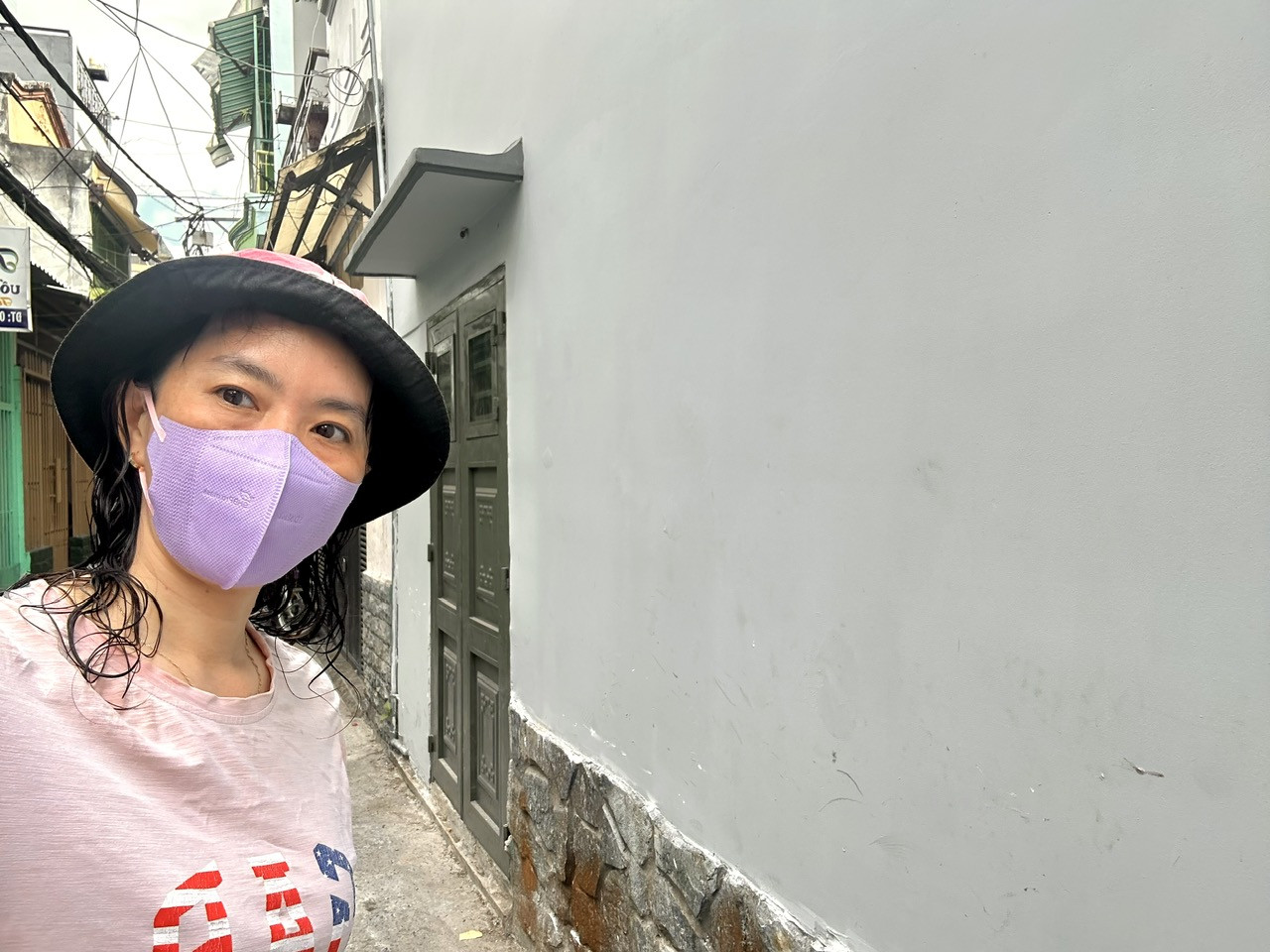 BÁN NAHF KHU VỰC SẦM UẤT- XE HƠI TỚI CỬA- THUẬN TIỆN ĐI LẠI MÀ GẦN TRƯỜNG HỌC VỚI CHỢ .