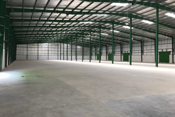 Cho thuê kho xưởng 3000m2, 5000m2 khu công nghiệp hựu thạnh. LH 0798530267