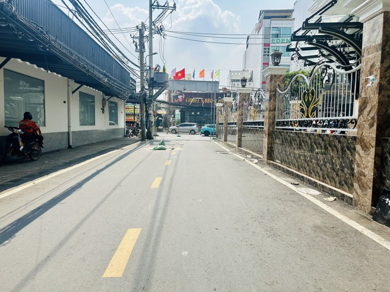 C111 🏡 BÁN NHÀ NGUYỄN THỊ THẬP 4 TẦNG QUẬN 7 - HẺM XE TẢI, KINH DOANH HOẶC CHO THUÊ - HƠN 7 TỶ