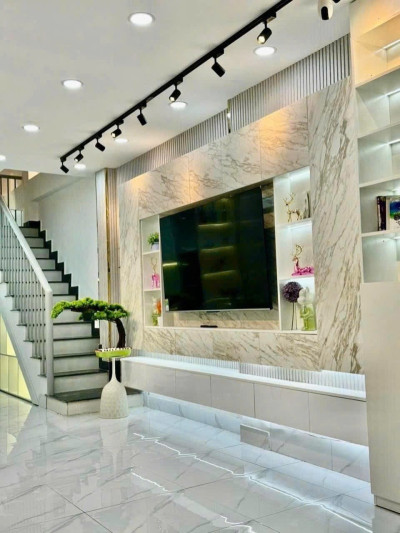 C113 🔥 BÁN NHÀ HXH NGUYỄN THỊ THẬP - TÂN PHONG, QUẬN 7 - HƠN 7 TỶ 🔥
🏡 Nhà mới xây - 4 Tầng BTCT - Hoàn công đầy đủ - Đẹp lung linh!