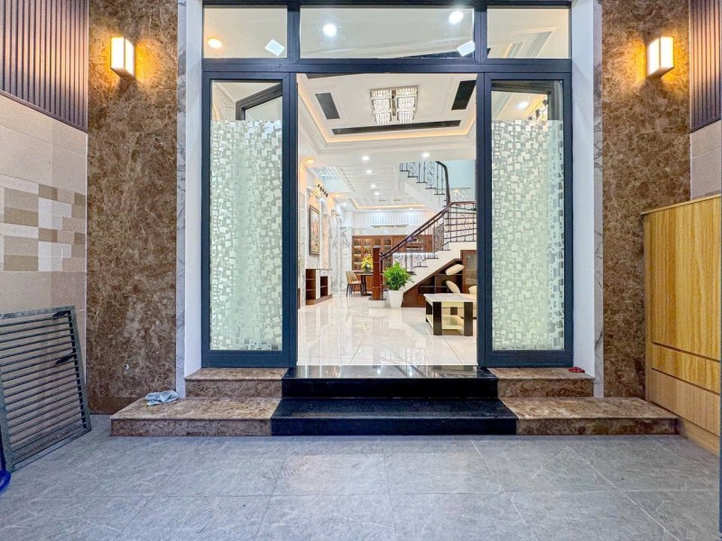 C118 🔥 BÁN NHÀ VỊ TRÍ VIP NGUYỄN THỊ THẬP - QUẬN 7 - HƠN 11 TỶ 🔥