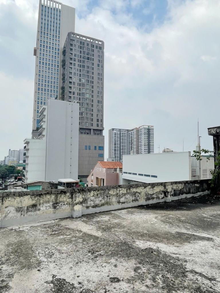 Chủ Hết Tiền Hoàn Thiện Cần Bán Gấp Tòa Nhà MT Điện Biên Phủ