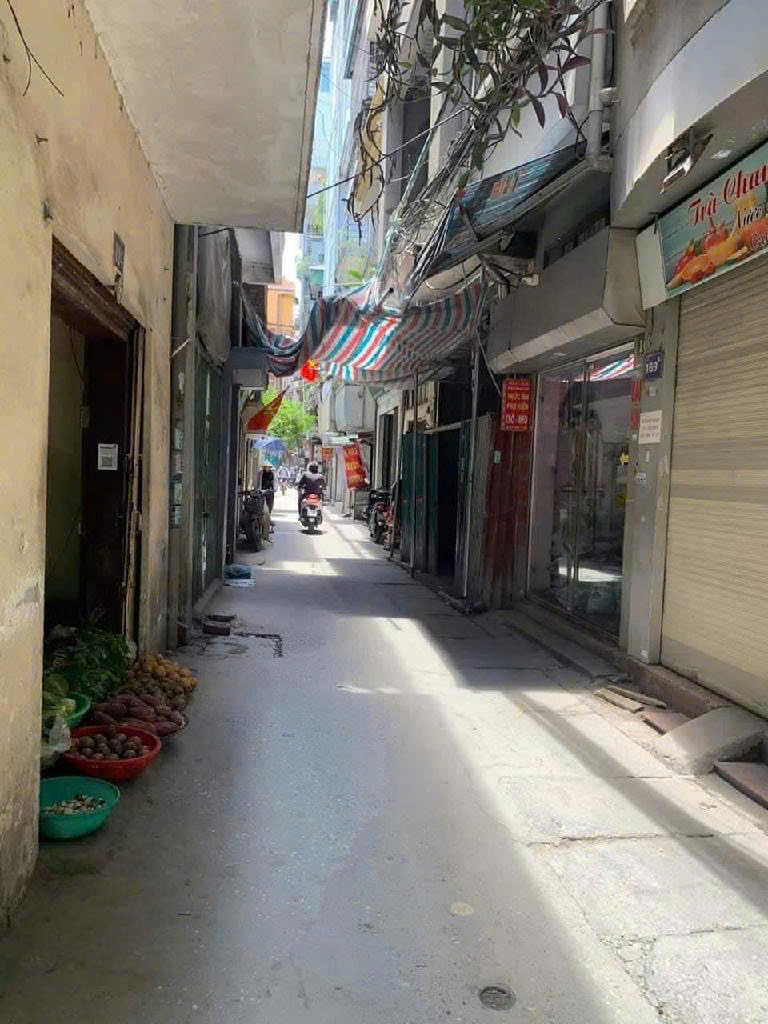 279 ĐỘI CẤN - CỬA HÀNG KINH DOANH
NHÀ LÔ GÓC 5 tầng -2 MẶT TIỀN-3 MẶT THOÁNG- NGÕ THÔNG RỘNG -  50m ra Hồ B52/Hồ đầm tròn- Không Qui Hoạch