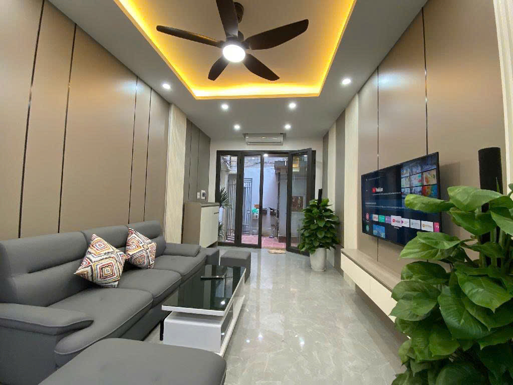 NHÀ MỚI ĐẸP, LÔ GÓC 3 MẶT THOÁNG, 40M x 5T, FULL NỘI THẤT, LA THÀNH, BA ĐÌNH, GIÁ 8.95 TỶ