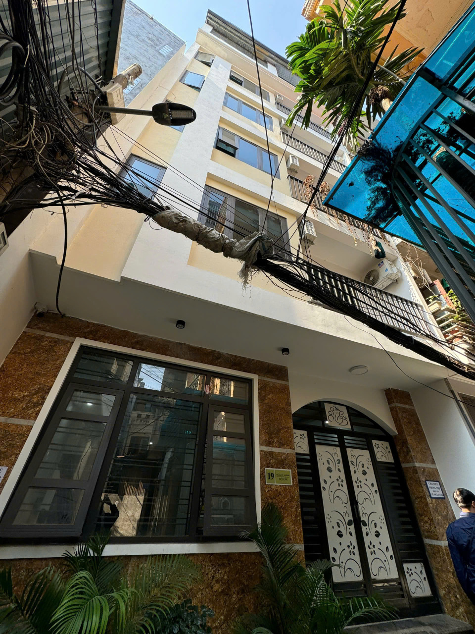 TÒA CHDV 8 TẦNG KHU VỰC BA ĐÌNH, DÒNG TIỀN 130TR/THÁNG