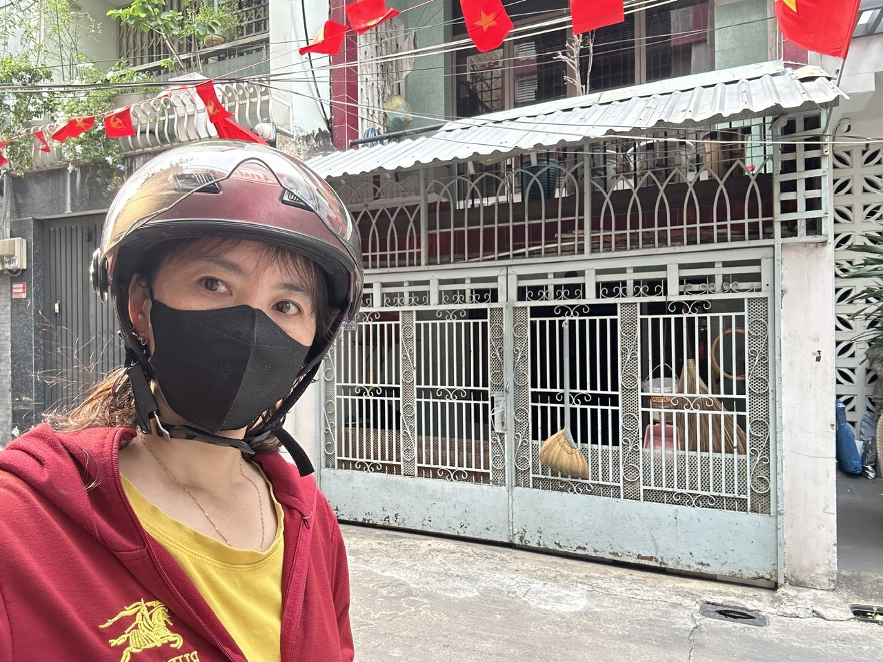 BÁN NHÀ MẶT PHỐ QUẬN 4 - 66M2 - 3 TẦNG - 5 PHÒNG NGỦ - 9.8 TỶ - SỔ HỒNG CHÍNH CHỦ