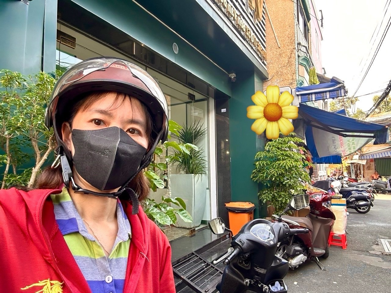 NHÀ NGANG LỚN NỞ HẬU TÀI LỘC CHO GIA CHỦ BẾN VÂN ĐỒN - XE HƠI ĐẬU CỬA- THÔNG RA NHIỀU HƯỚNG CÓ KHÁNH HỘI VÀ HOÀNG DIỆU