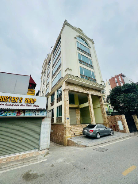 Bán tòa nhà triệu đô Ngọc Thụy, 234m2, 8 tầng, MT8.6m, con phố kinh doanh bậc nhất Ngọc Thụy, giá 68 tỷ