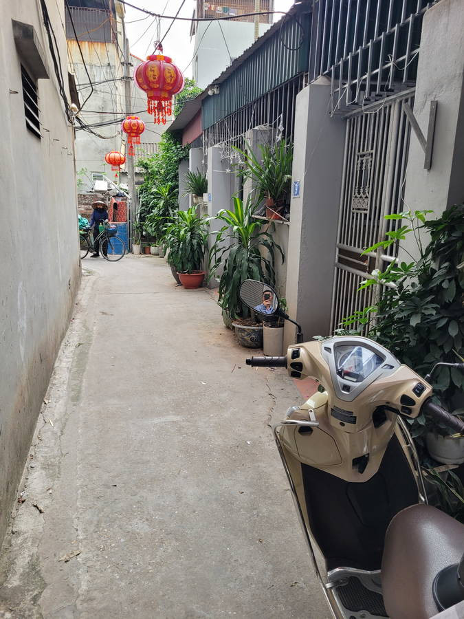 NHÀ MỚI KÍNH KOONG Phúc Lợi 31 m2,X 5 tầng,mặt tiền 4m,4.65 tỷ Long Biên.