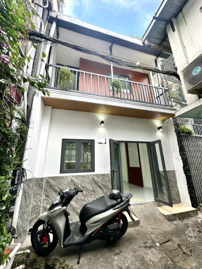 BÁN NHÀ BÌNH THẠNH ĐƯỜNG NGUYỄN VĂN ĐẬU, 30M, 2 TẦNG, BTCT, 2 PN, HẺM BA GÁC, GIÁ NHỈNH 4 TỶ