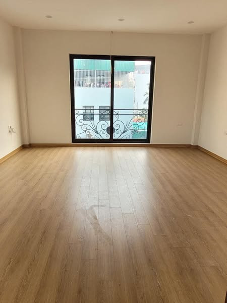 BÁN GẤP NHÀ MẶT TIỀN KDC THUẬN GIAO – ĐANG CHO THUÊ 10TR/THÁNG