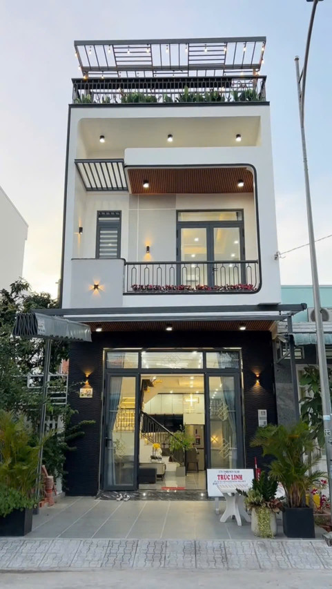 NHÀ ĐẸP HIỆN ĐẠI  TẠI HỒ VĂN CỐNG - THỦ DẦU MỘT