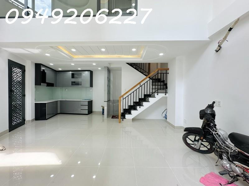 Xe Hơi Ngủ Trong Nhà Hoàng Hoa Thám Bình Thạnh DT 40m2, 4 Tầng Chỉ 7 Tỷ 9 Diện tích: 40m2, mặt tiền 5m.