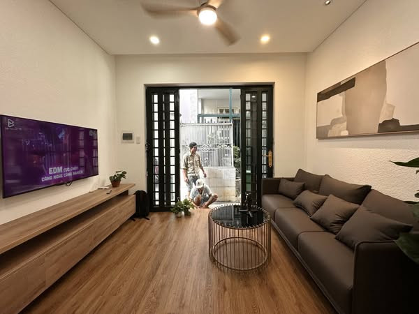 Nhà Siêu Phẩm Đường Hòang Hoa Thám Quận Bình Thạnh Phường 6.