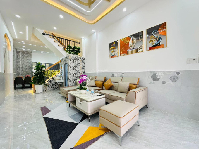 Bán nhà riêng giá cực tốt hàng hiếm tại Quận 9 giá 3.5TỶ, sổ sẵn dọn vào ở ngay