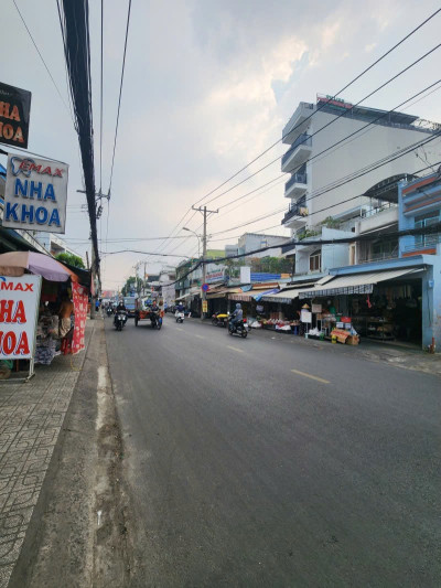 Bán nhà Mặt tiền Lê Văn Thọ - Quang Trung - CV Làng Hoa, 6.5x17m, Cấp 4, 15.5 tỷ