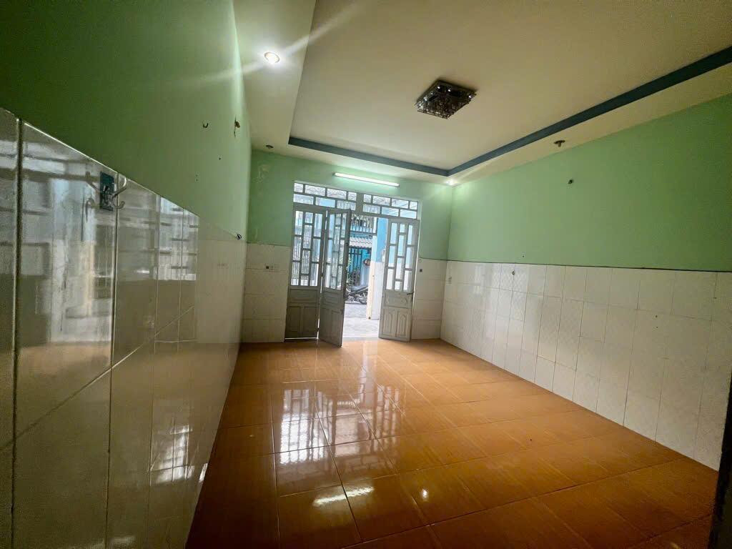 Bán nhà đường số 3, Tam Bình, Thủ Đức, gần Tam Châu, 80m2, 2 tầng 5 phòng ngủ giá 4,7 tỷ